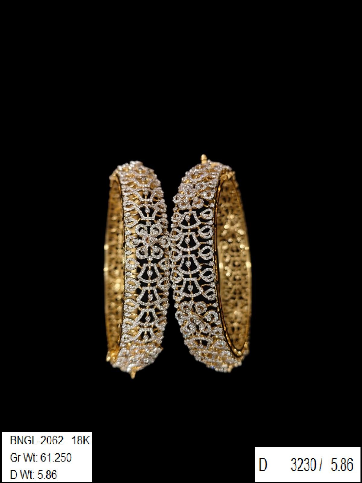 BANGLES