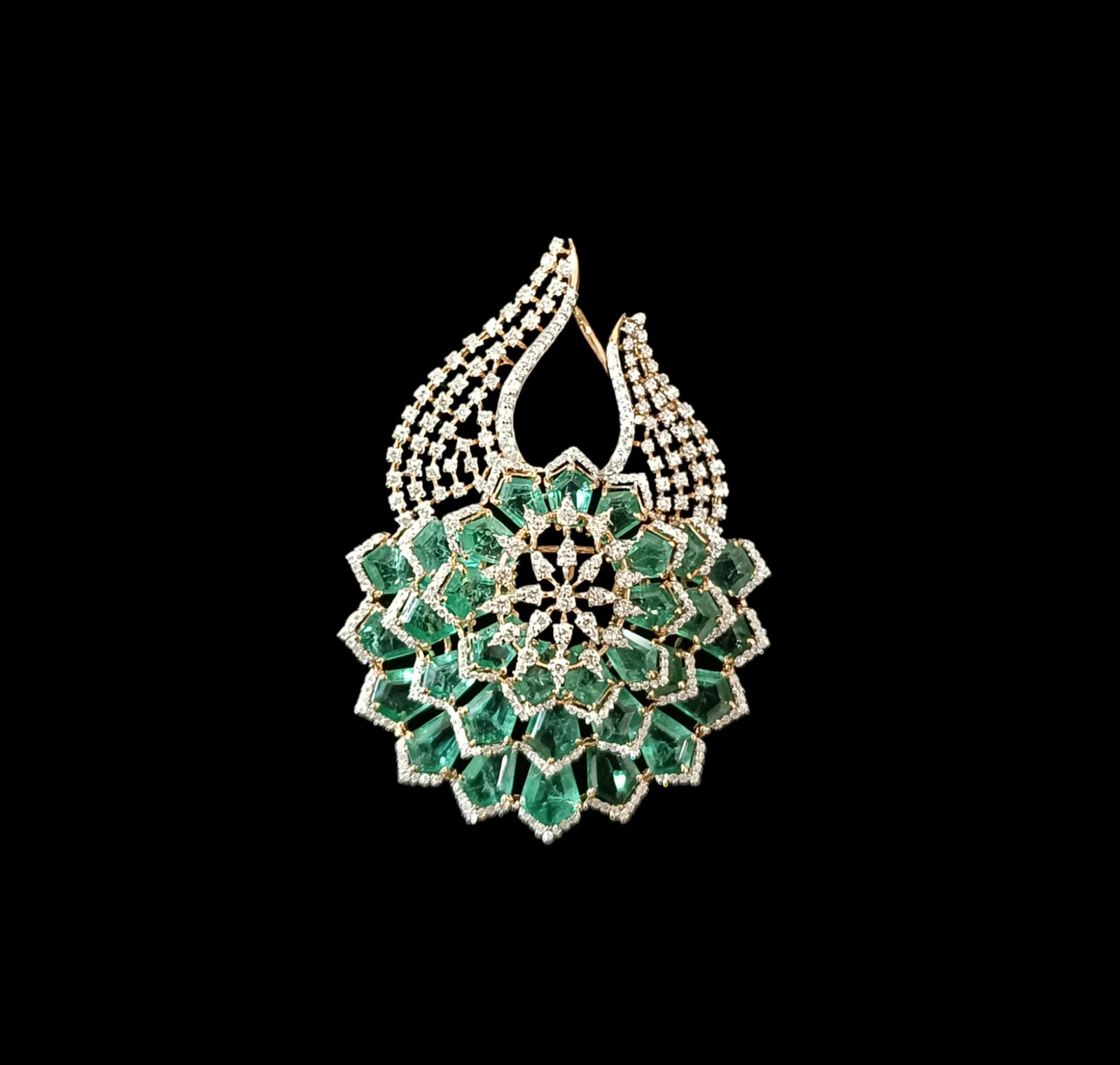 LOCKET 13.66 gms