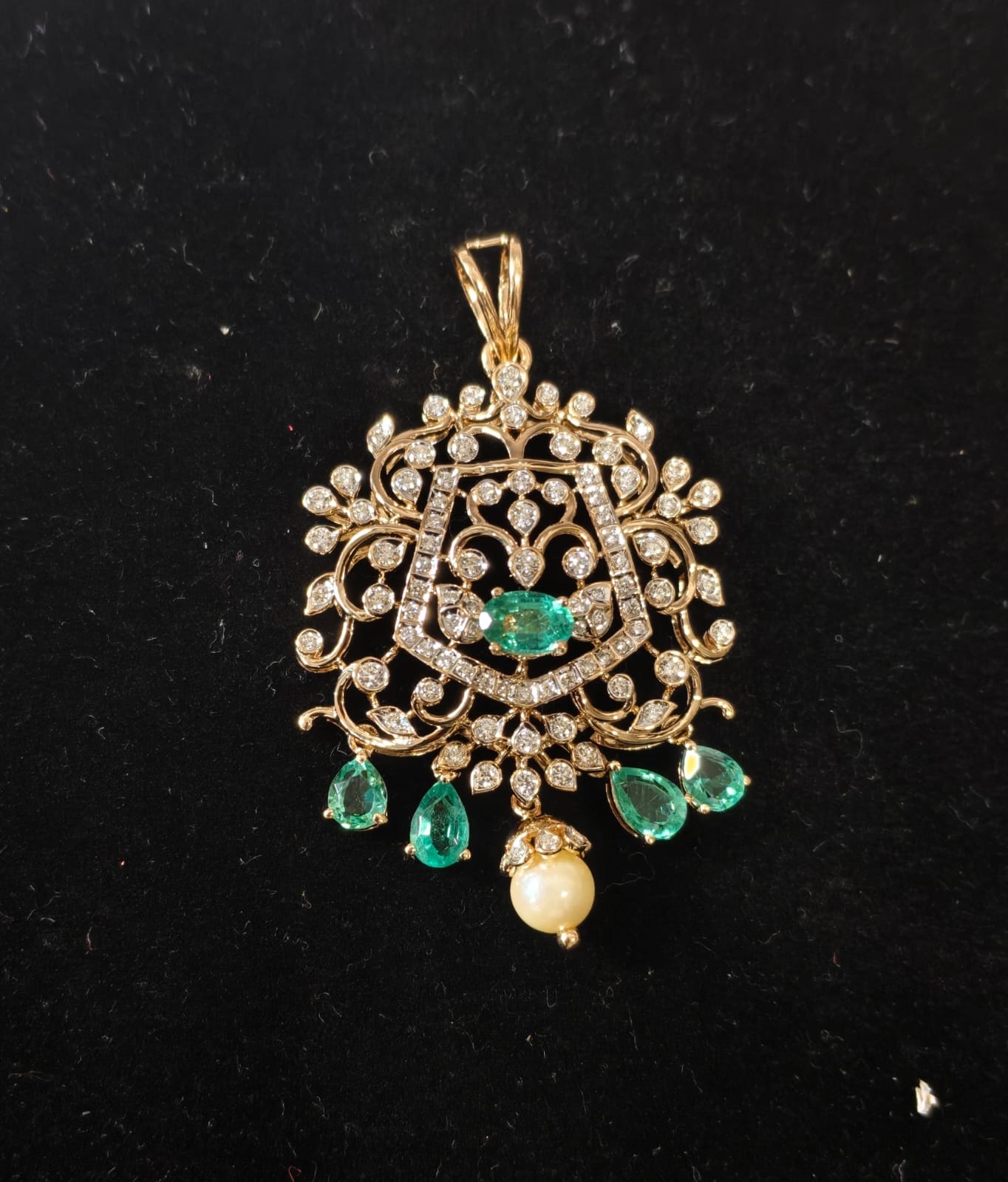 LOCKET 10.16 gms