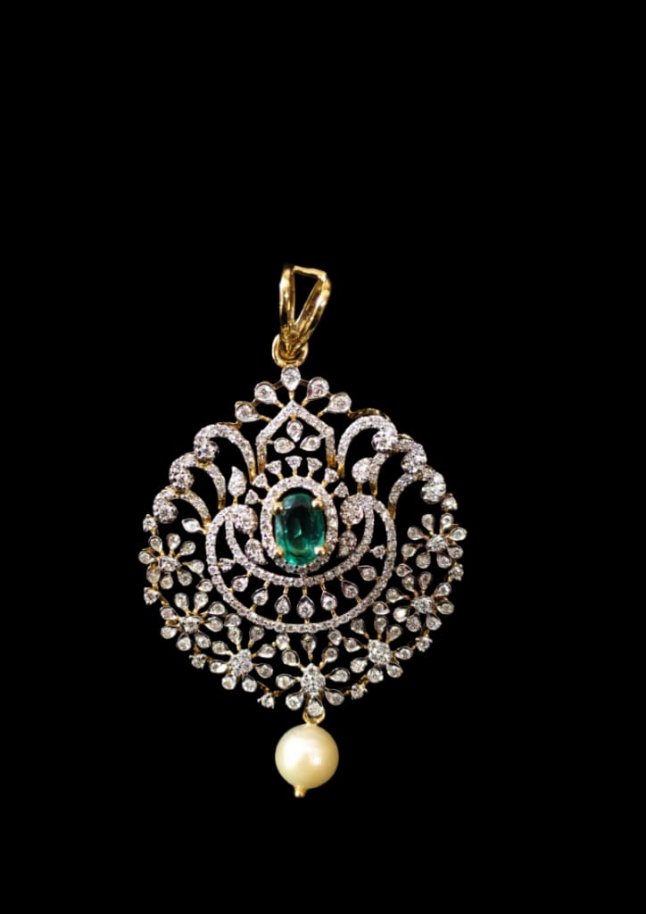 LOCKET 5.89 gms