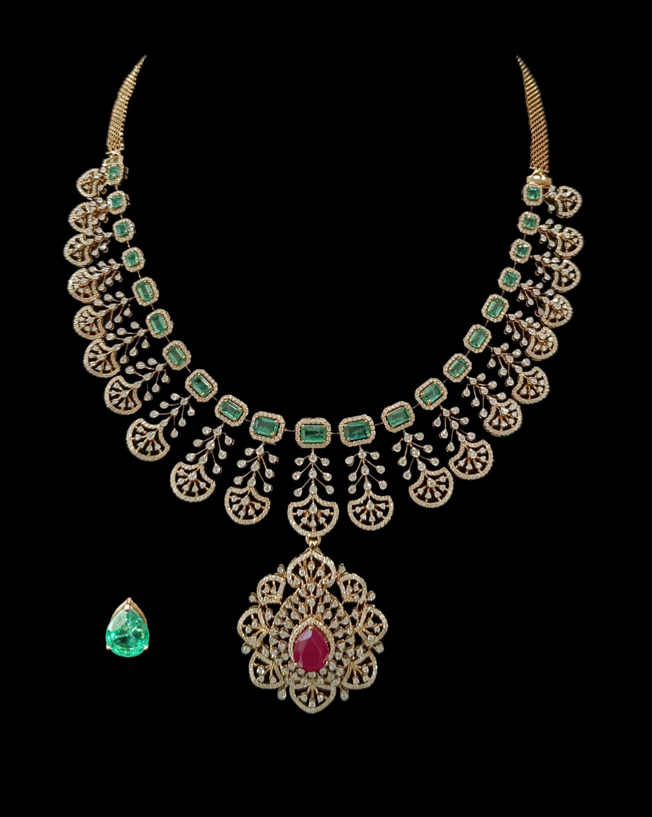 NECKLACE 57.71 gms
