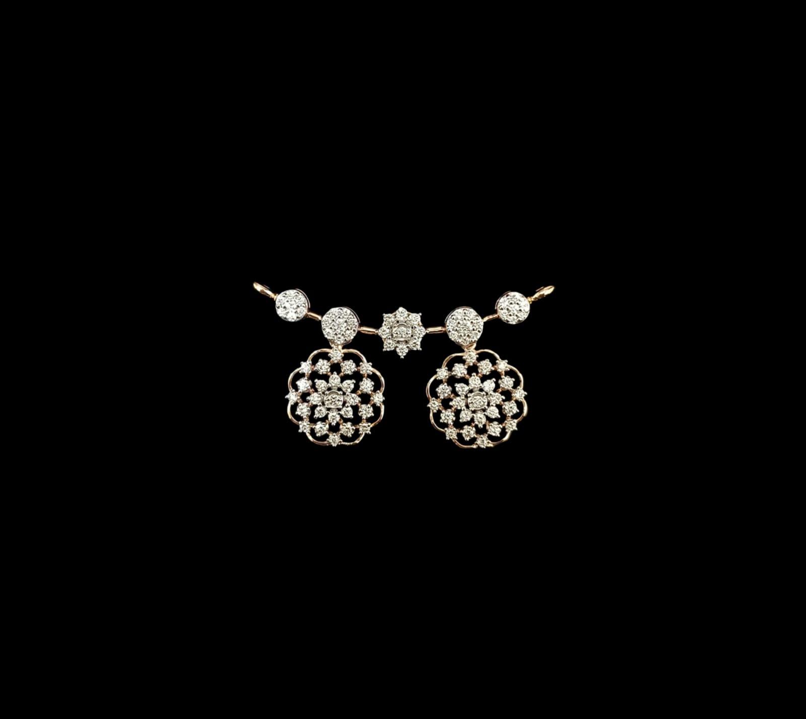 N LOCKET 3.9 gms