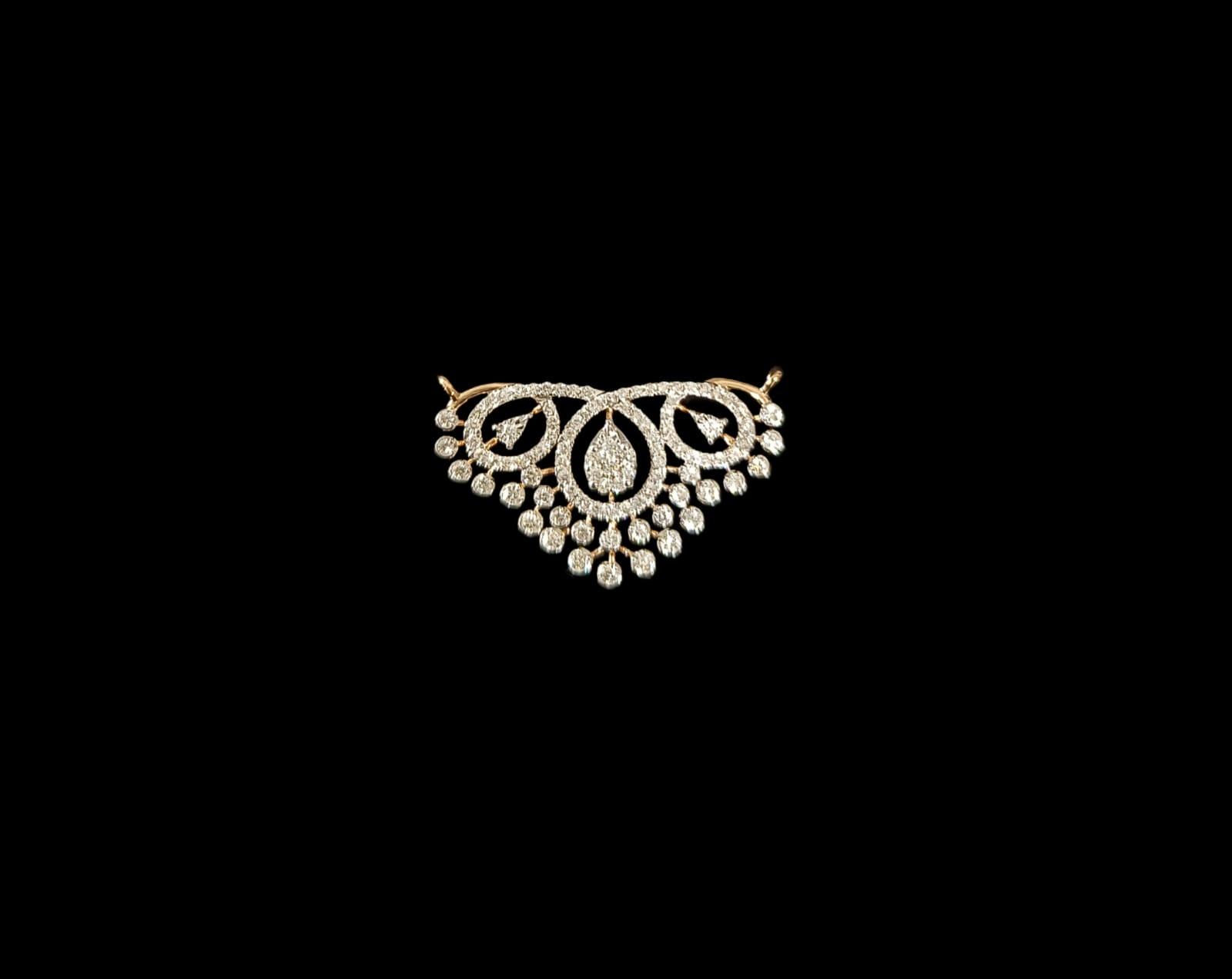 N LOCKET 3.84 gms