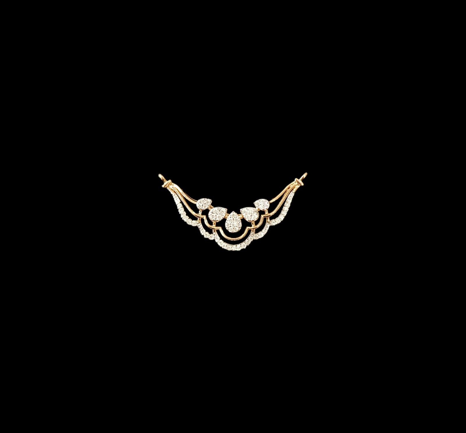 N LOCKET 2.42 gms